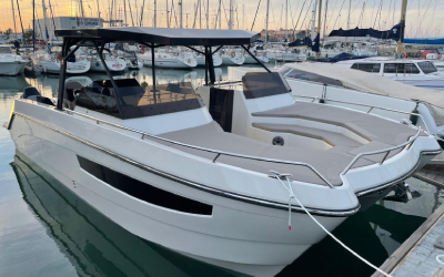 Yate Alexa 12 pasajeros | Salir a navegar | Boat Experience