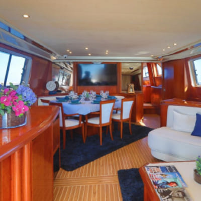 Yate Paladio | Yate de lujo | Boat Experience Barcelona