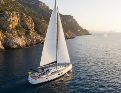 Paseo en barco por la costa del Garraf: Descubre el secreto mejor guardado de Barcelona (2026)