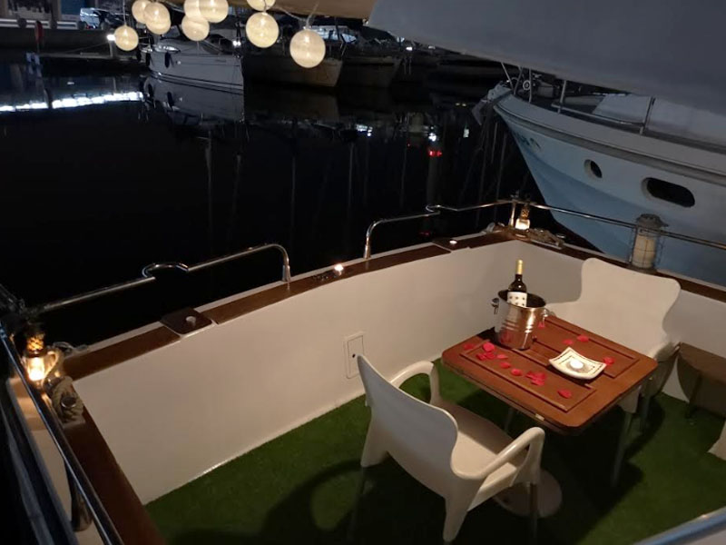 Cena romántica | Boat Experience | Experiencias en barco